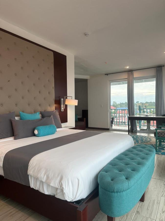 Ocean Sky Bocas Hotel ボカス・タウン エクステリア 写真